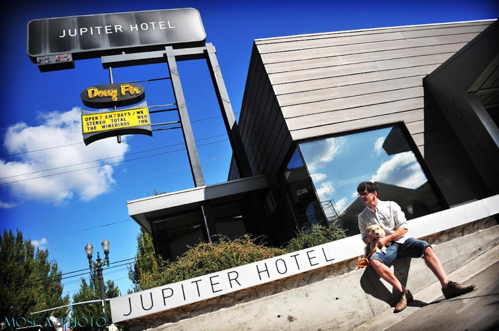 Jupiter Hotel Портленд Экстерьер фото